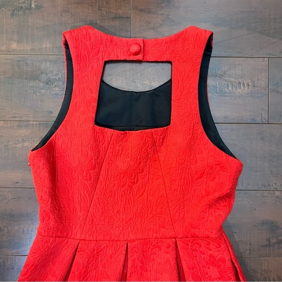 ANTHROPOLOGIE Moulinette Soeurs Red Brocade Dress Red Mini Back Cutout Size 6 - Picture 6 of 14